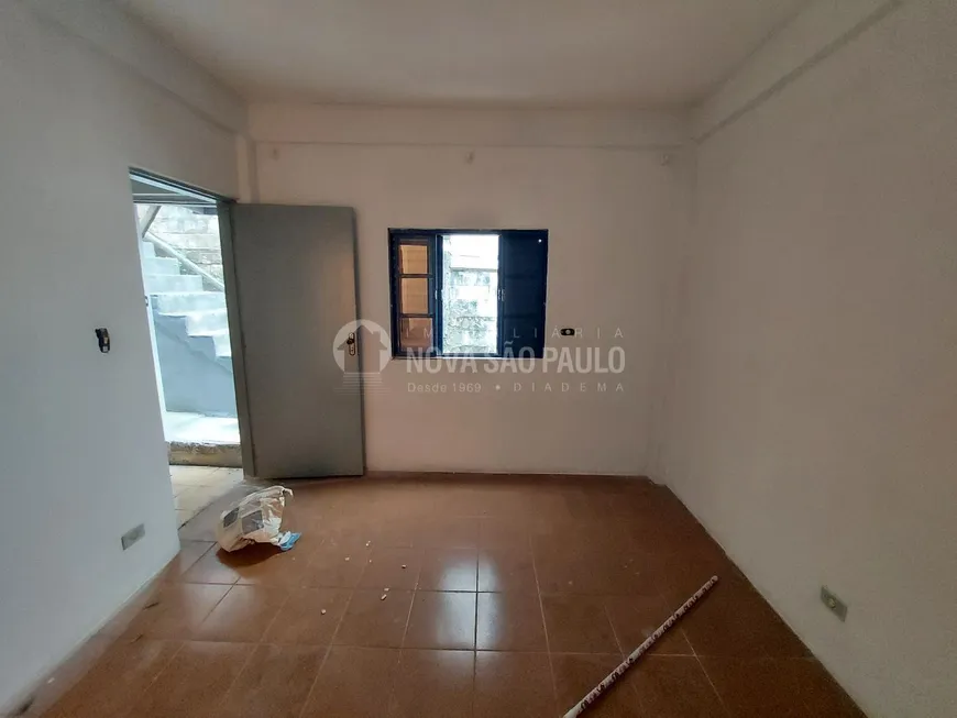 Foto 1 de Casa com 1 Quarto para alugar, 40m² em Vila Nogueira, Diadema