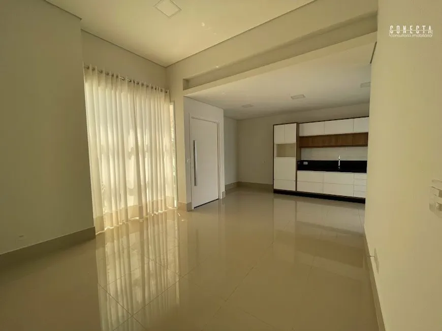 Foto 1 de Casa de Condomínio com 3 Quartos à venda, 105m² em JARDIM MONTREAL RESIDENCE, Indaiatuba