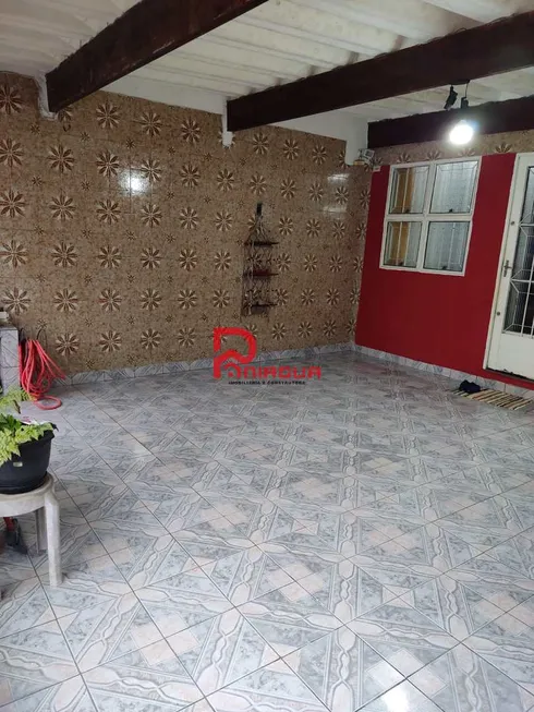 Foto 1 de Casa com 2 Quartos à venda, 210m² em Canto do Forte, Praia Grande