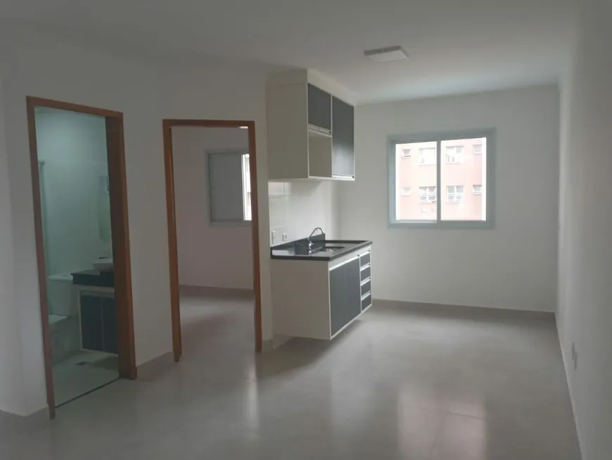 Foto 1 de Apartamento com 1 Quarto para alugar, 45m² em Vila Zelina, São Paulo