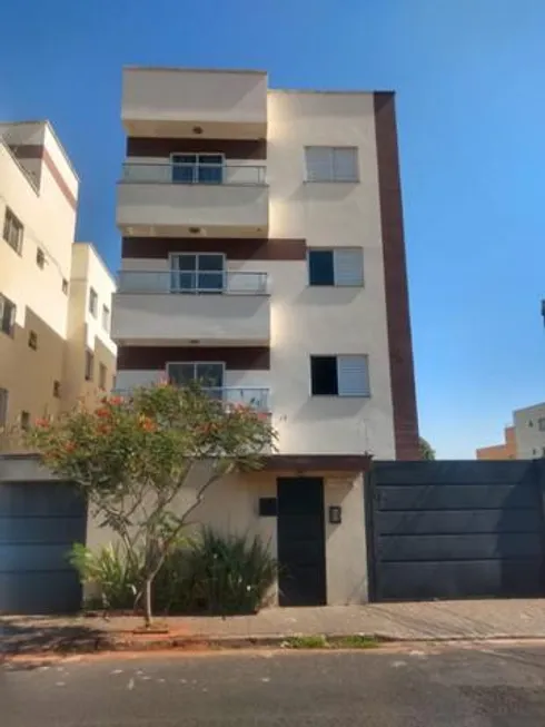 Foto 1 de Apartamento com 2 Quartos à venda, 54m² em Jardim Finotti, Uberlândia