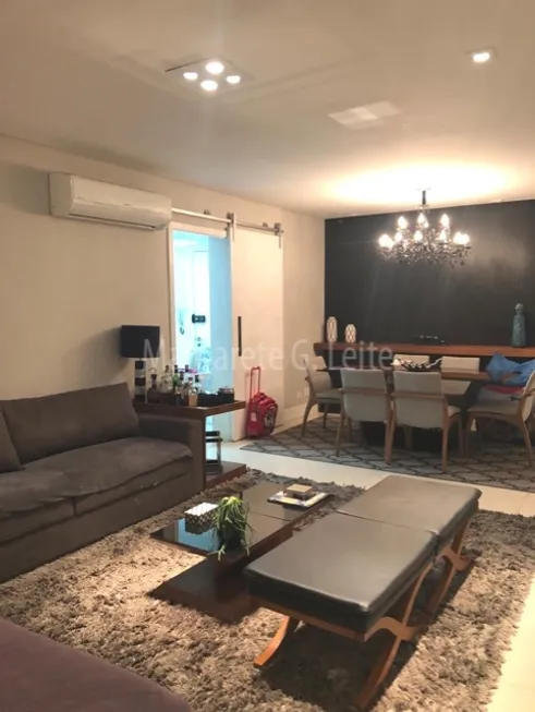 Foto 1 de Apartamento com 3 Quartos à venda, 138m² em Gonzaga, Santos