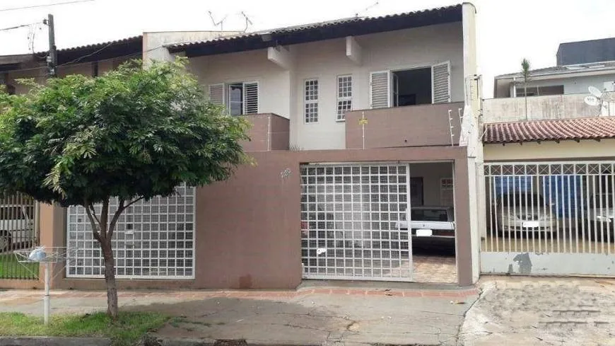 Foto 1 de Casa com 3 Quartos à venda, 119m² em Jardim Oriente, Londrina