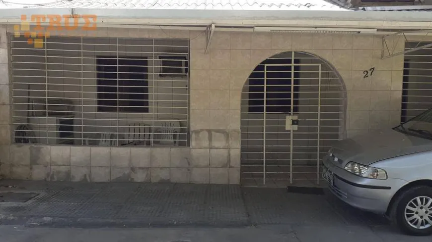 Foto 1 de Casa com 2 Quartos à venda, 90m² em Ilha do Retiro, Recife