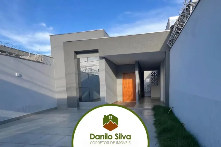 Foto 1 de Casa com 3 Quartos à venda, 90m² em Jardim Panorama, Montes Claros