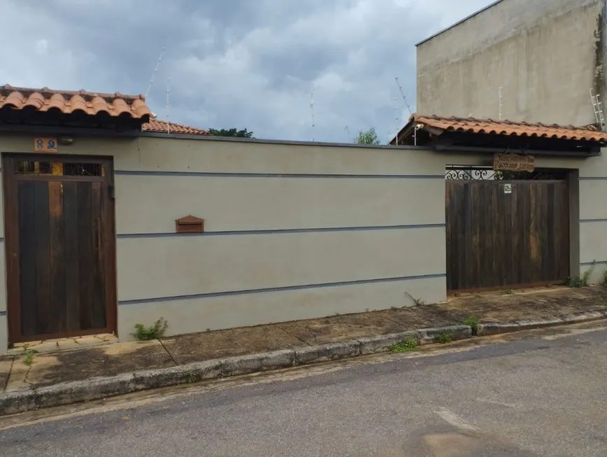 Foto 1 de Casa com 4 Quartos à venda, 940m² em Jardim Colonia Colonia do Marcal, São João Del Rei