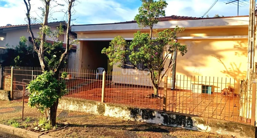 Foto 1 de Casa com 2 Quartos à venda, 105m² em Residencial São Luiz, Valinhos