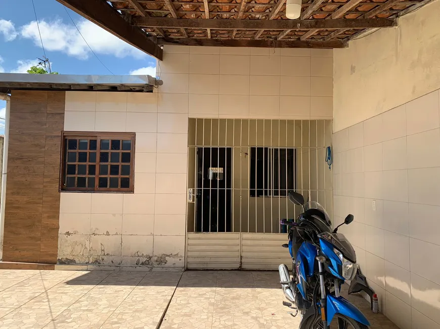 Foto 1 de Casa com 3 Quartos à venda, 60m² em Cidade Universitária, Maceió