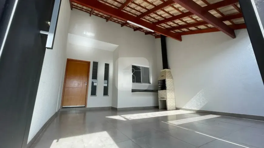 Foto 1 de Casa com 2 Quartos à venda, 70m² em Laranjeiras, Uberlândia