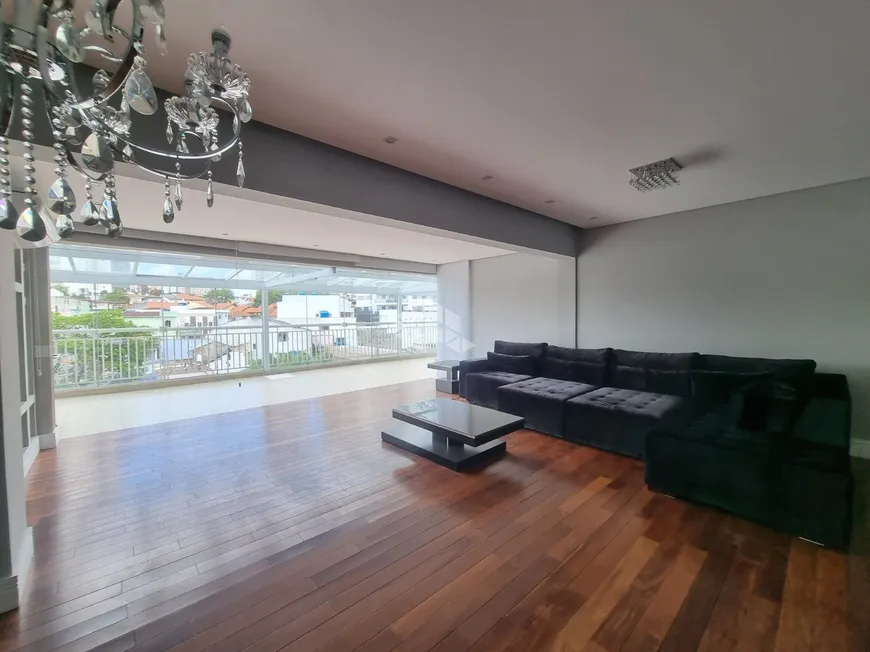 Foto 1 de Apartamento com 3 Quartos à venda, 189m² em Vila Firmiano Pinto, São Paulo