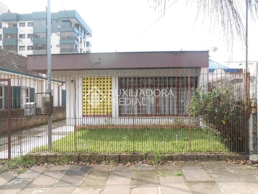 Foto 1 de Casa com 3 Quartos à venda, 358m² em Higienópolis, Porto Alegre