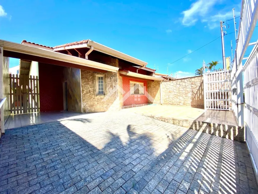 Foto 1 de Casa com 3 Quartos à venda, 173m² em Balneario Casa Blanca , Peruíbe