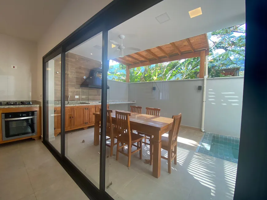 Foto 1 de Casa de Condomínio com 3 Quartos para alugar, 140m² em Maresias, São Sebastião