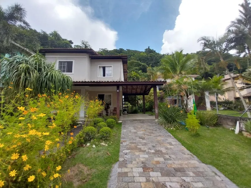 Foto 1 de Casa de Condomínio com 4 Quartos à venda, 150m² em Serra Grande, Niterói
