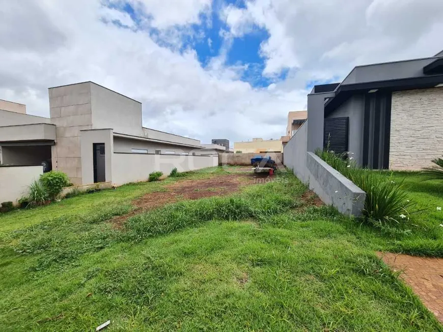 Foto 1 de Lote/Terreno à venda, 251m² em Villa Romana, Ribeirão Preto