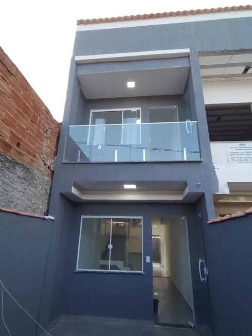 Foto 1 de Casa com 2 Quartos à venda, 80m² em Jardim Palmares, Nova Iguaçu