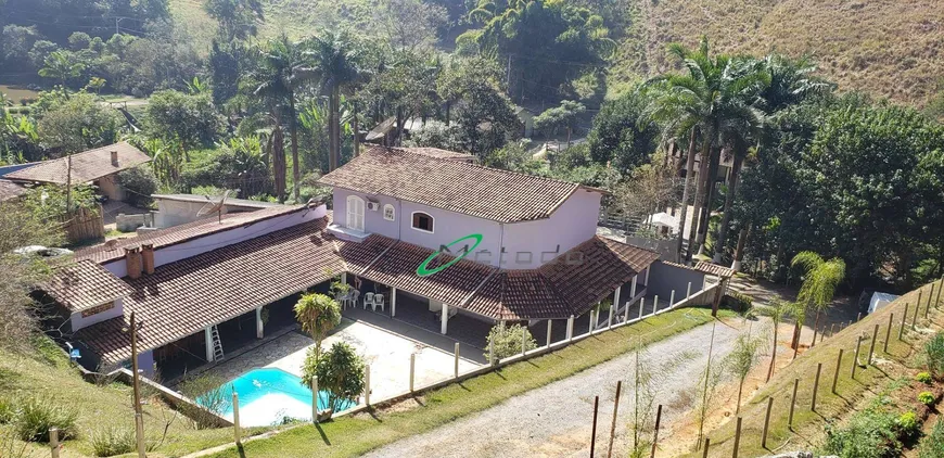 Foto 1 de Fazenda/Sítio com 3 Quartos à venda, 12400m² em Itaoca, Guararema
