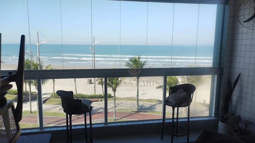 Foto 1 de Apartamento com 2 Quartos à venda, 63m² em Solemar, Praia Grande