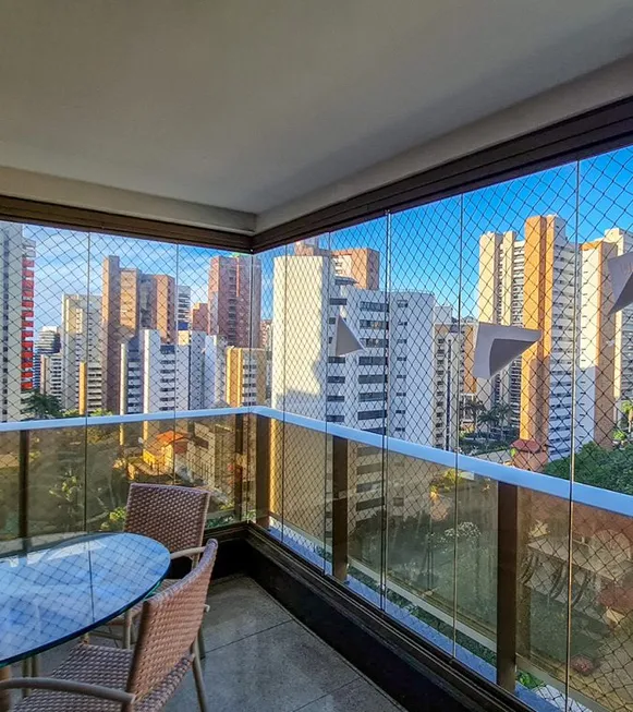 Foto 1 de Apartamento com 4 Quartos à venda, 298m² em Meireles, Fortaleza