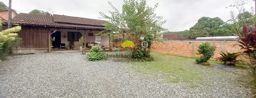 Foto 1 de Casa com 4 Quartos à venda, 100m² em Santa Catarina, Joinville