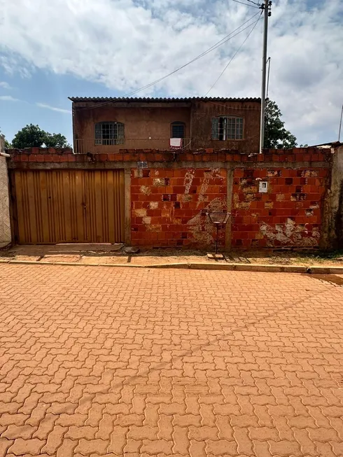 Foto 1 de Sobrado com 2 Quartos à venda, 160m² em Ceilandia Sul, Brasília