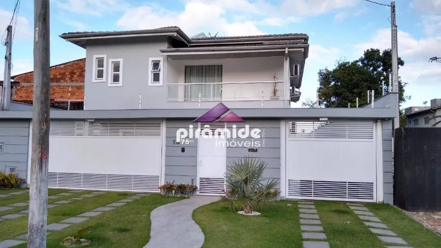 Foto 1 de Sobrado com 3 Quartos à venda, 361m² em Jardim Gaivotas, Caraguatatuba