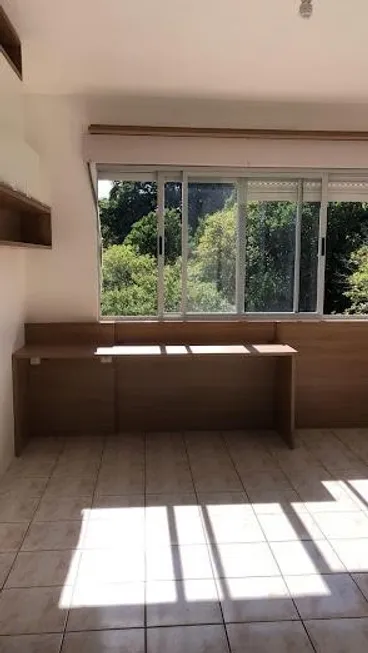 Foto 1 de Kitnet com 1 Quarto à venda, 23m² em Cristo Rei, São Leopoldo