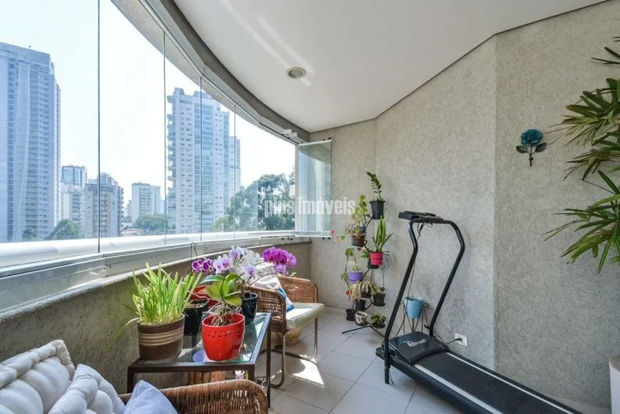 Foto 1 de Apartamento com 3 Quartos à venda, 115m² em Brooklin, São Paulo