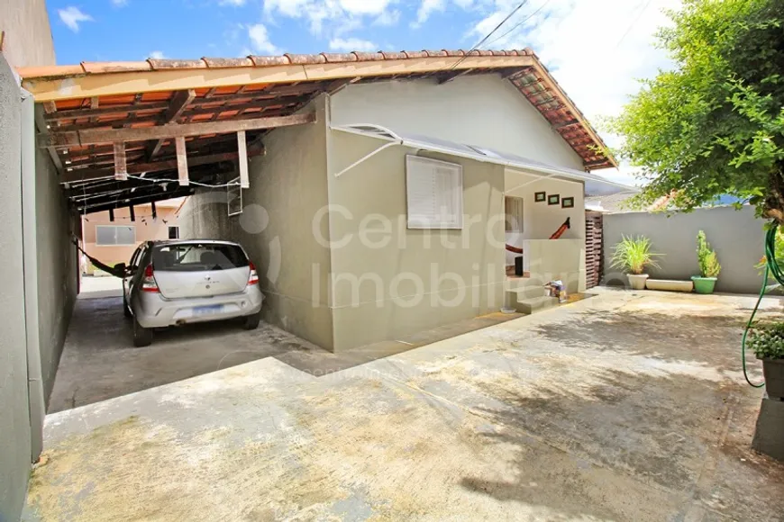 Foto 1 de Casa com 2 Quartos à venda, 110m² em Jardim Brasil , Peruíbe