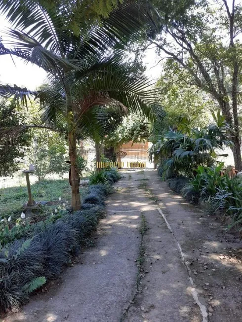 Foto 1 de Fazenda/Sítio com 2 Quartos à venda, 146m² em Chácaras São Judas Tadeu, Suzano