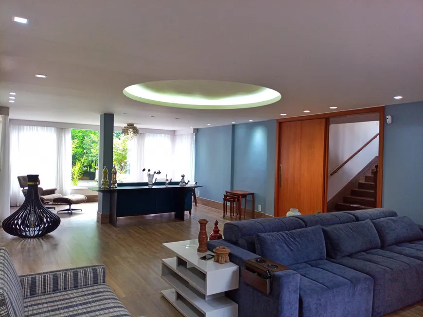 Foto 1 de Casa com 4 Quartos à venda, 515m² em Ingá, Niterói