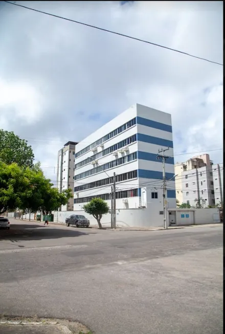 Foto 1 de Apartamento com 3 Quartos à venda, 69m² em Vicente Pinzon, Fortaleza