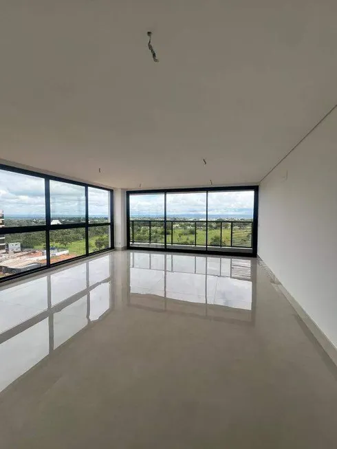Foto 1 de Apartamento com 4 Quartos à venda, 172m² em Setor Sudoeste, Brasília