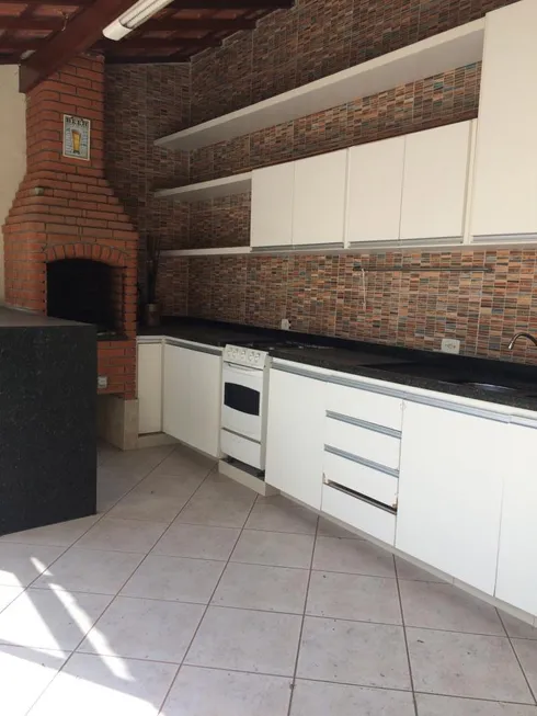 Foto 1 de Casa com 5 Quartos à venda, 322m² em Vila Curuçá, Santo André