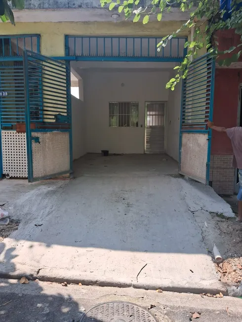 Foto 1 de Casa com 2 Quartos para alugar, 60m² em Jardim Arize, São Paulo