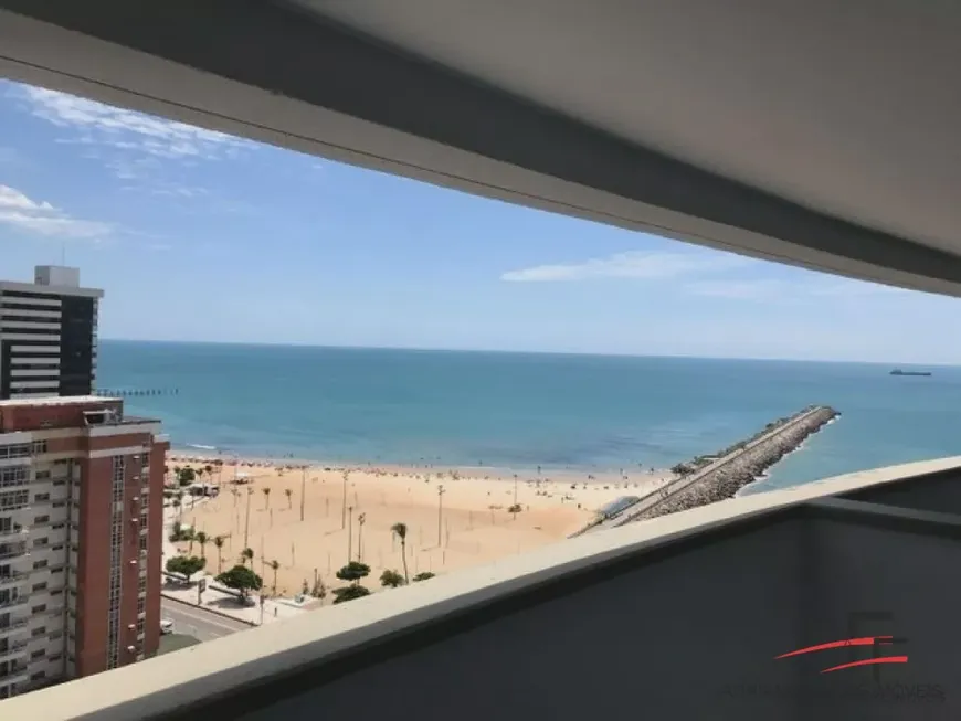 Foto 1 de Apartamento com 3 Quartos à venda, 140m² em Meireles, Fortaleza