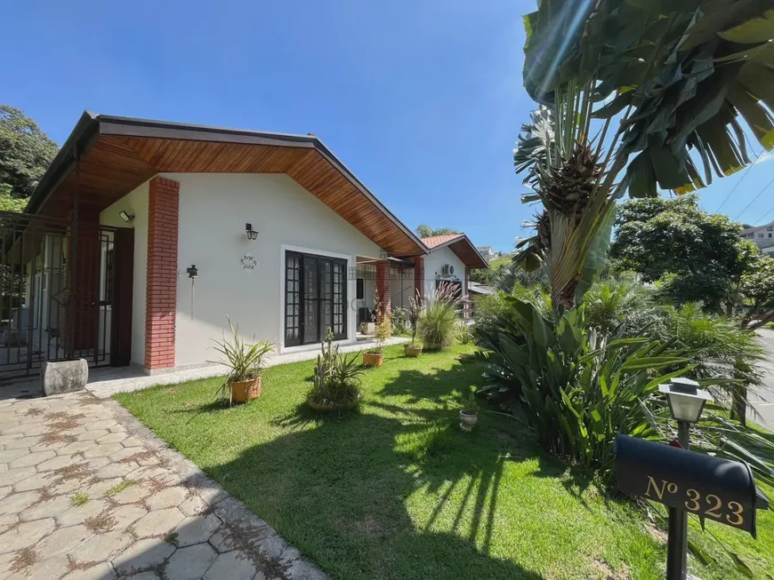 Foto 1 de Casa de Condomínio com 3 Quartos à venda, 380m² em Condomínio Residencial Mirante do Vale, Jacareí