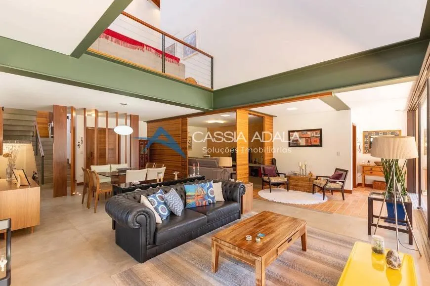 Foto 1 de Casa de Condomínio com 4 Quartos à venda, 430m² em Loteamento Mont Blanc Residence, Campinas