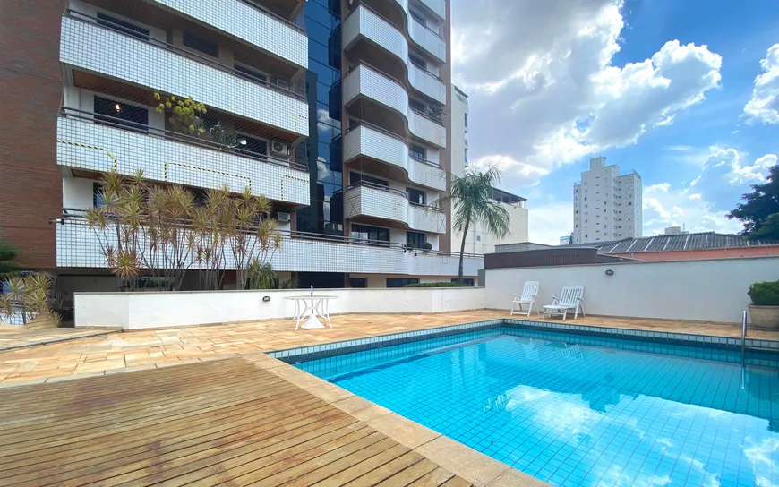 Foto 1 de Apartamento com 4 Quartos à venda, 240m² em Cambuí, Campinas