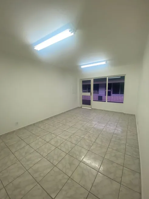 Foto 1 de Sala Comercial para alugar, 30m² em Santo Amaro, São Paulo