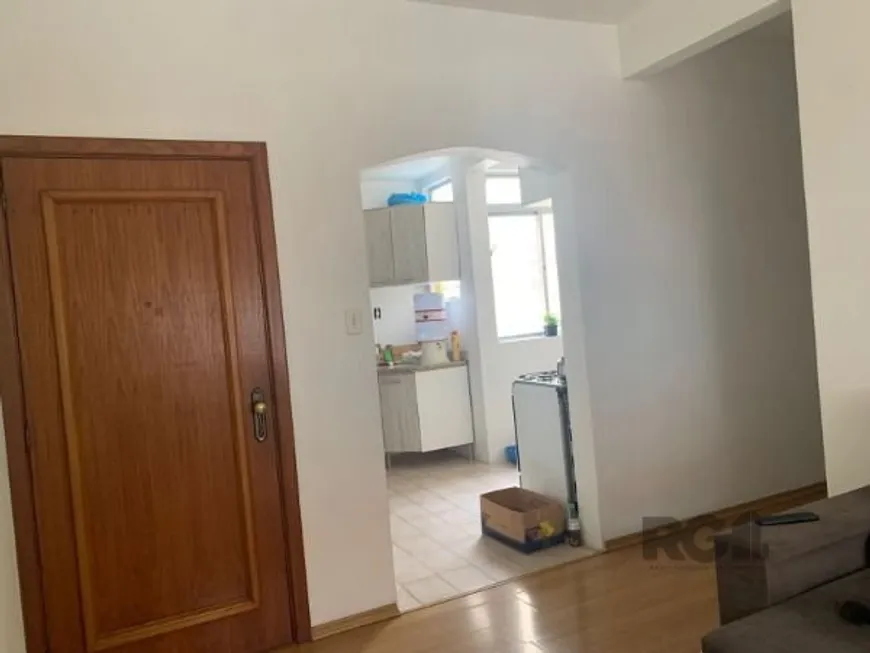 Foto 1 de Apartamento com 3 Quartos à venda, 66m² em Cavalhada, Porto Alegre