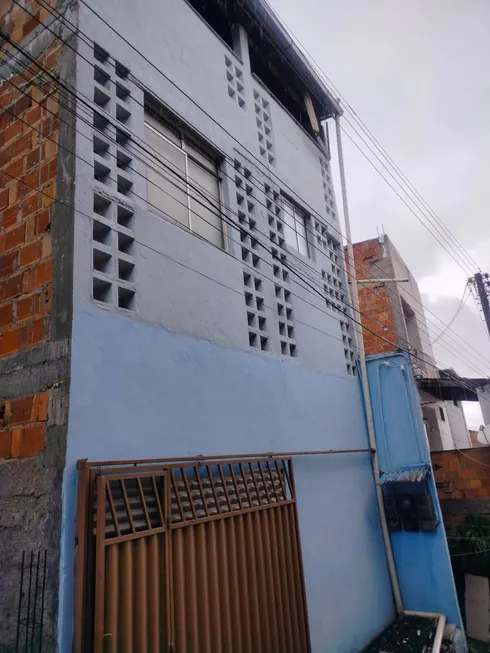 Foto 1 de Casa com 2 Quartos à venda, 50m² em São Cristóvão, Salvador