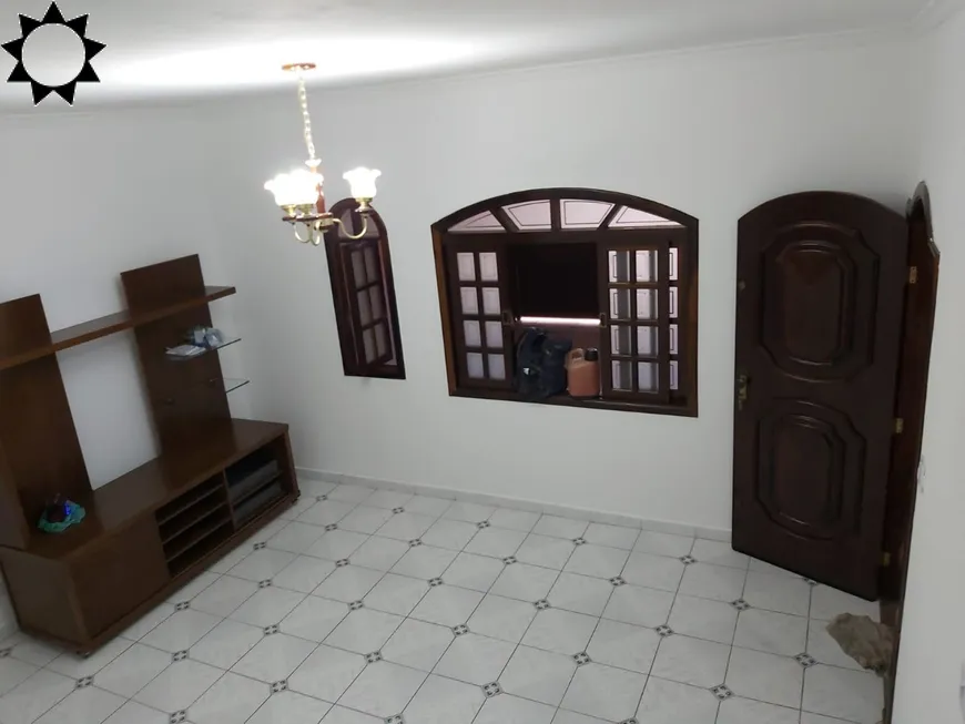 Foto 1 de Casa com 3 Quartos para venda ou aluguel, 154m² em Jardim D'abril, Osasco