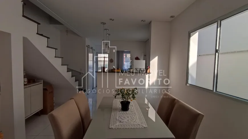 Foto 1 de Casa de Condomínio com 2 Quartos à venda, 90m² em Tulipas, Jundiaí