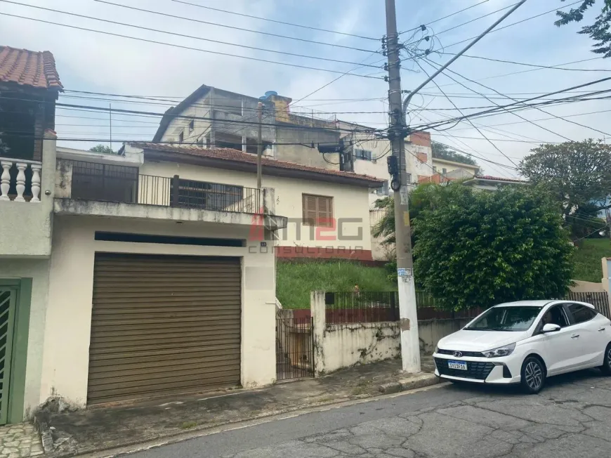 Foto 1 de Casa com 3 Quartos à venda, 200m² em Jardim Santa Monica, São Paulo