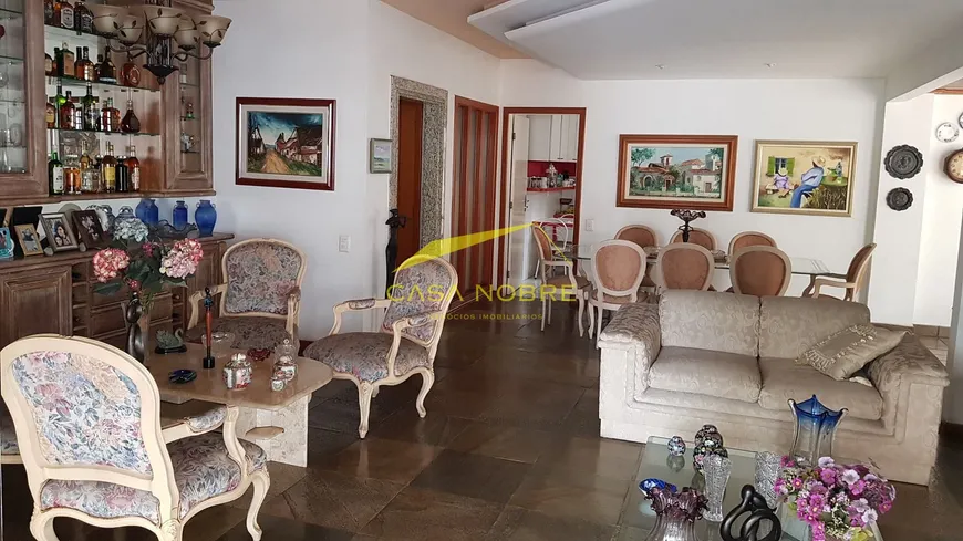 Foto 1 de Apartamento com 4 Quartos à venda, 270m² em Praia do Canto, Vitória