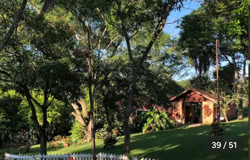 Foto 1 de Fazenda/Sítio com 4 Quartos à venda, 12000m² em COLMEIA, Jaguariúna