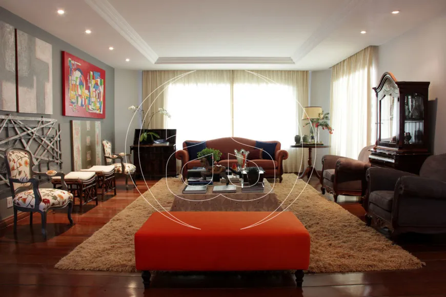 Foto 1 de Apartamento com 4 Quartos para alugar, 310m² em Jardim Marajoara, São Paulo