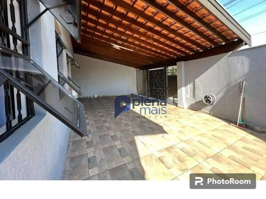 Foto 1 de Casa com 3 Quartos à venda, 250m² em Parque Residencial Klavin, Nova Odessa