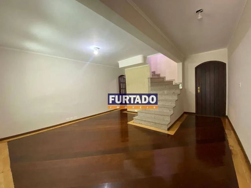 Foto 1 de Sobrado com 2 Quartos à venda, 183m² em Jardim Itapoan, Santo André